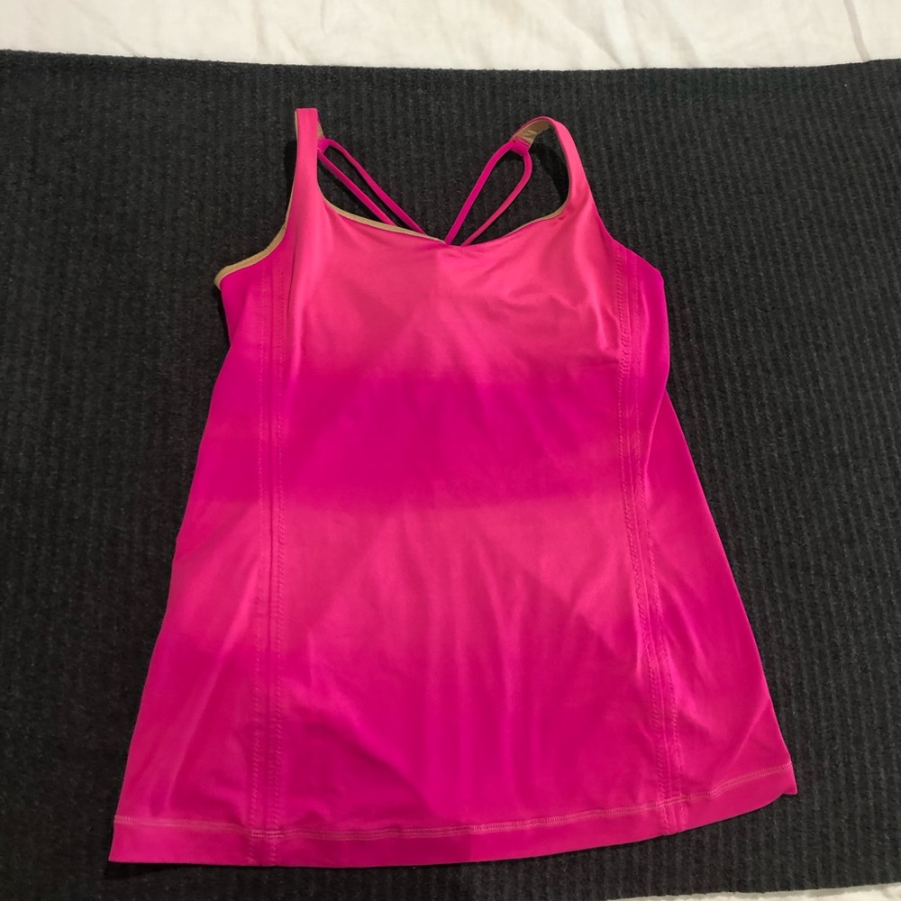Lulu lemon free to be two tone hot pink tank!